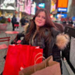 Meet your Posher, Chaya